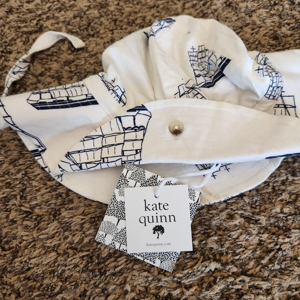 NWT Kate Quinn Hat - Flawed